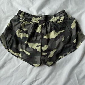 CAMO LULU SIZE 6 LIMITED EDITION HOTTY HOT SHORTS!!!